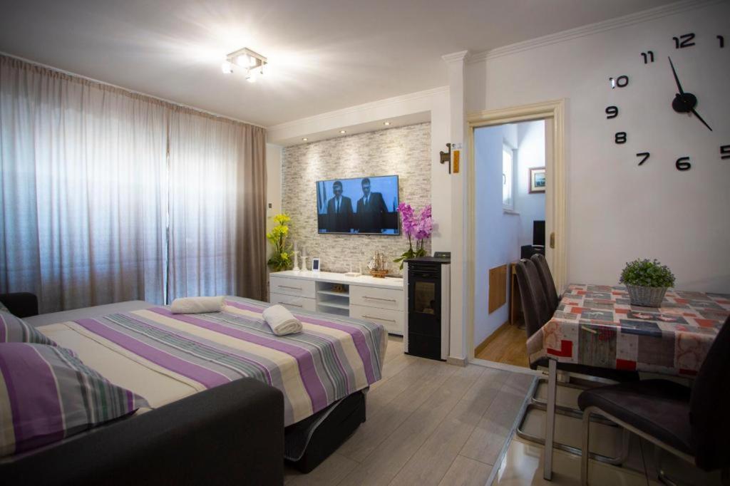 Apartment San Marino Makarska Zewnętrze zdjęcie